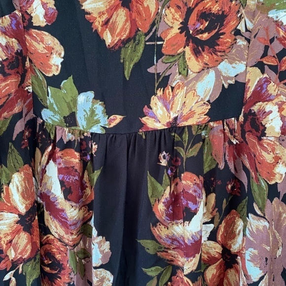 BNWT Andrée by Unit Floral Boutique Top, Small - Picture 4 of 7